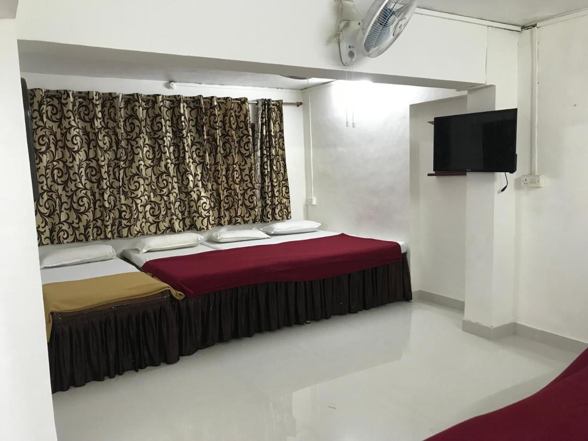 Hotel Priti International مابوسا المظهر الخارجي الصورة