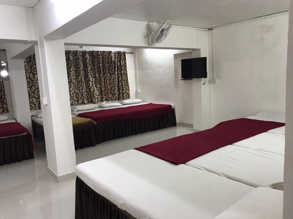 Hotel Priti International مابوسا المظهر الخارجي الصورة